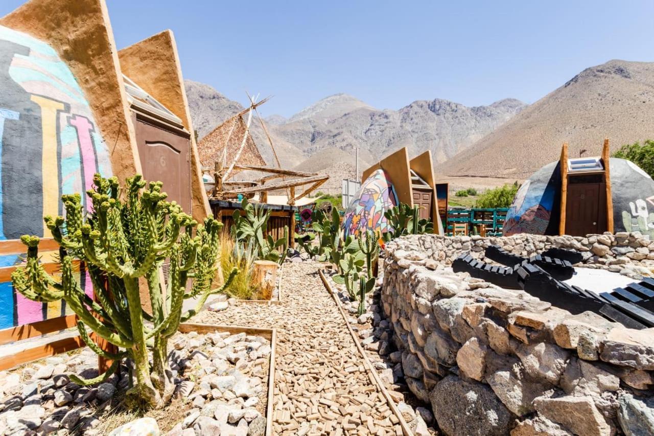 Hostal Cosmo Elqui Rivadavia Exteriör bild